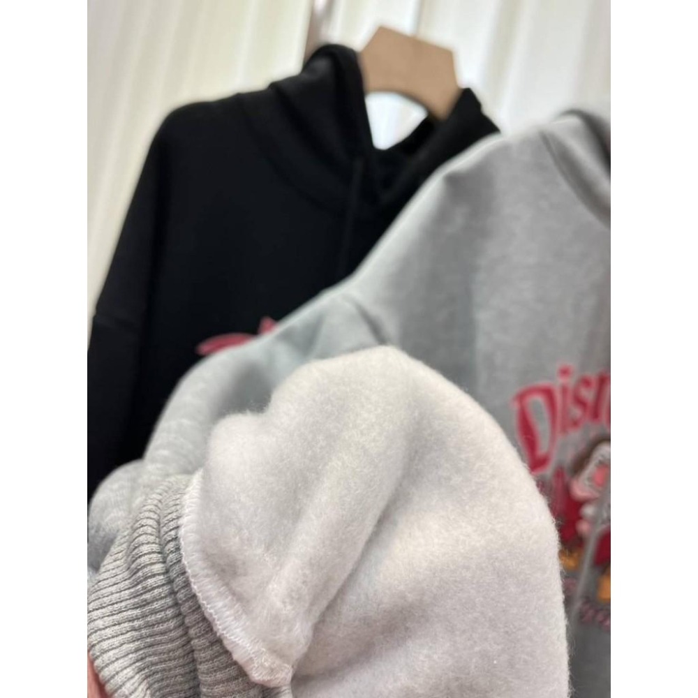 (E69)小矮人印花內刷毛長袖連帽洋裝-2色-細節圖6