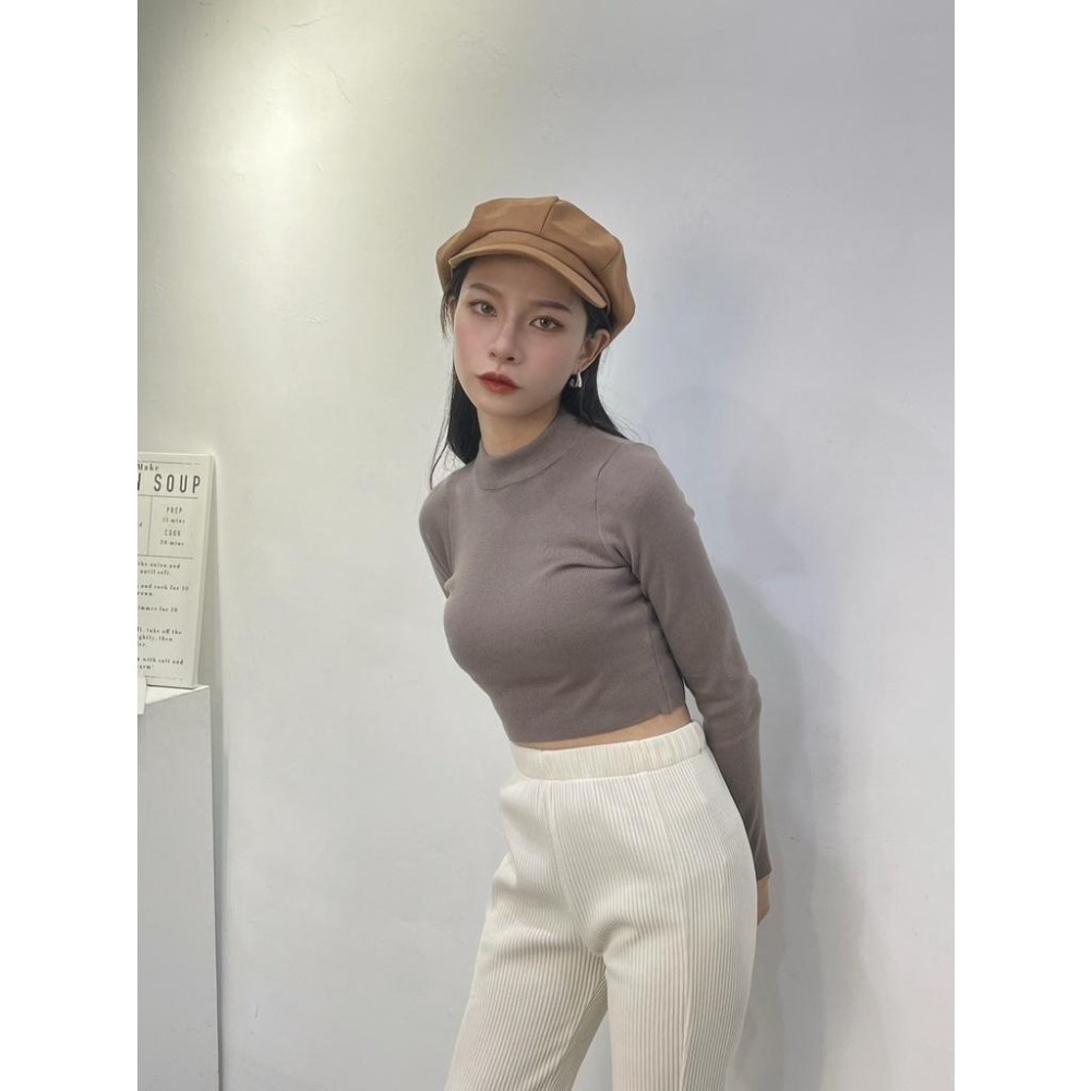 (A230)微高領短版針織上衣-5色 針織上衣 短版上衣 長袖短版上衣 針織上衣長袖 長袖上衣 毛衣 短版毛衣-細節圖4