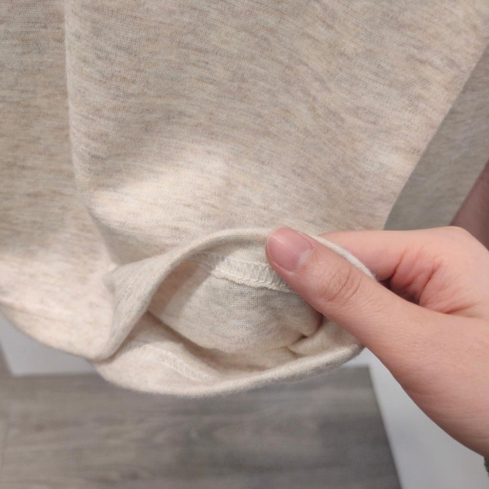 (A241)正韓 圓領磨毛長袖上衣-5色 保暖 內搭 打底衣-細節圖8