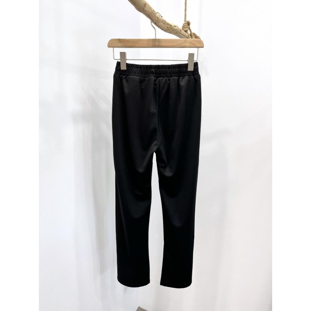 (D206)微喇叭側開岔黑褲M-L 鬆緊 寬褲 長褲-細節圖5