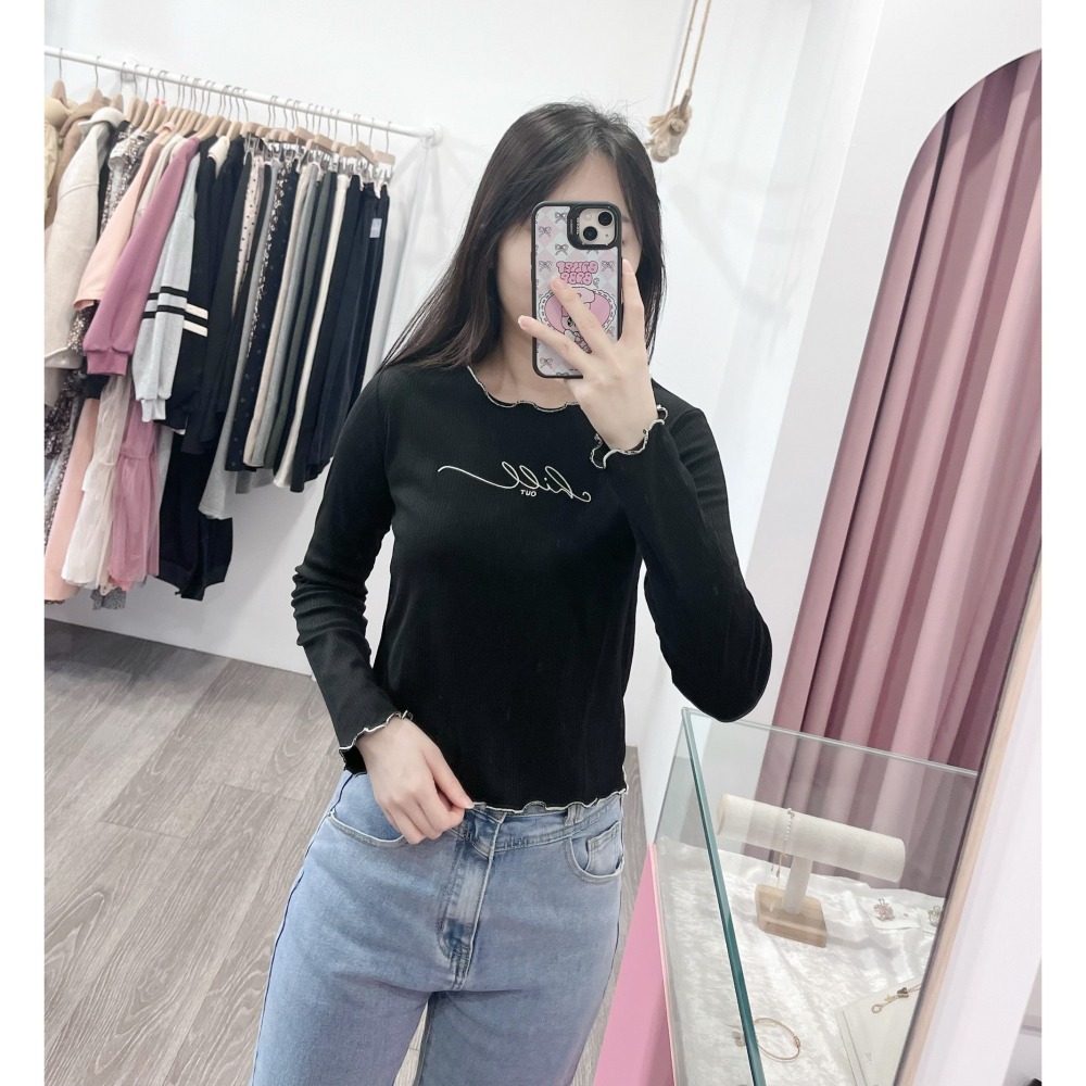 (A297)正韓 撞色木耳邊短版上衣-3色-細節圖8