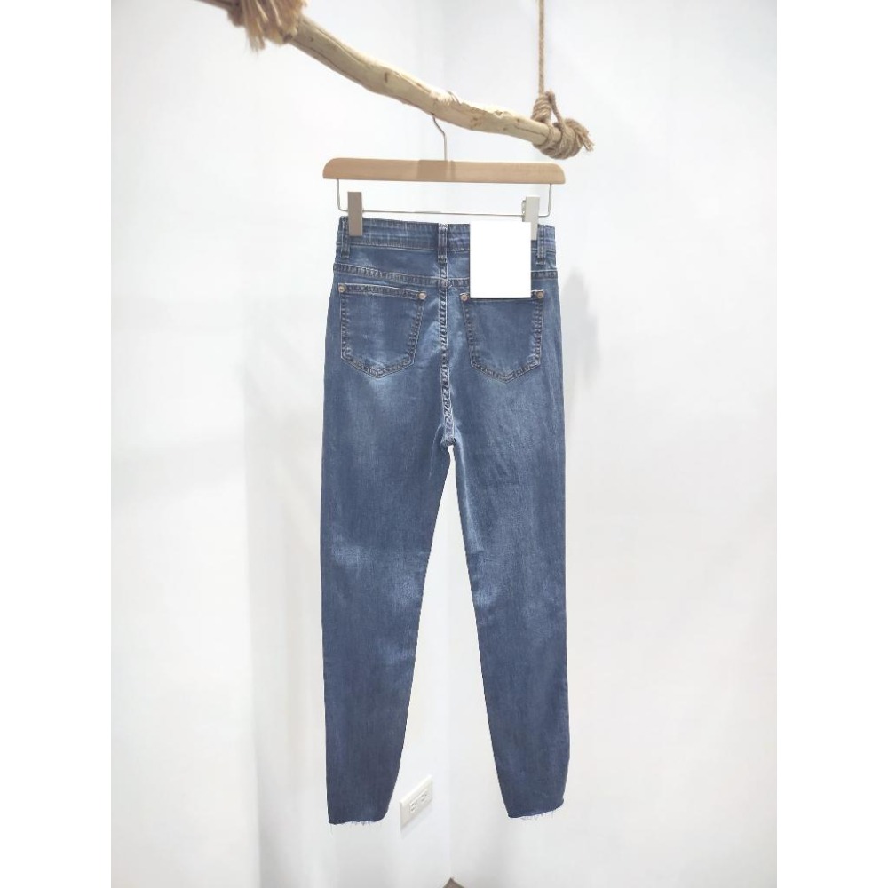 (D194)高腰刷破牛仔窄管長褲S-2L ✅適合高個女孩-細節圖7