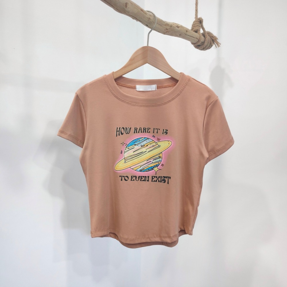 (A275)地球印花圓弧下擺短版上衣-5色-規格圖9