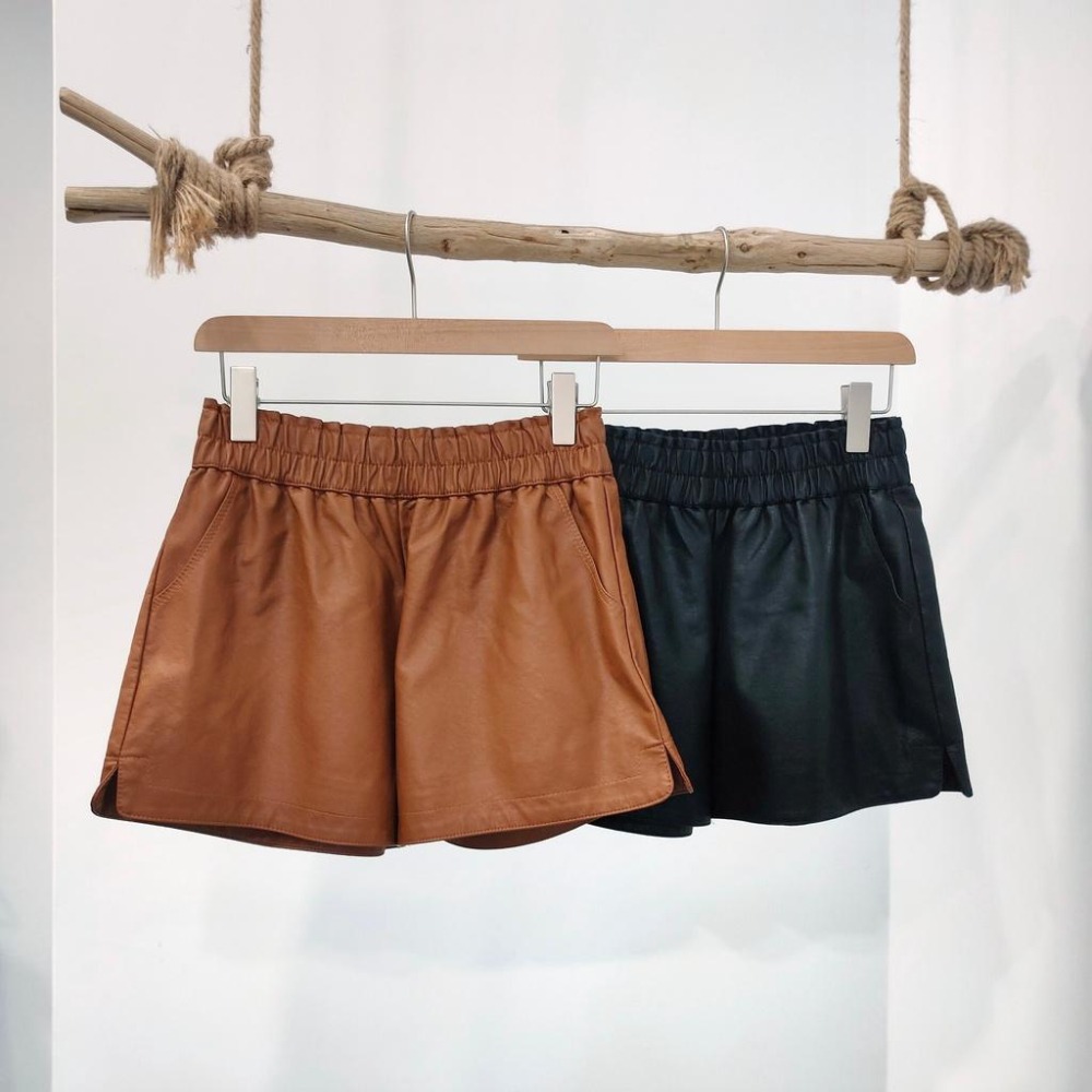 (D166)鬆緊高腰側開岔皮褲-2色(M.XL)-細節圖6