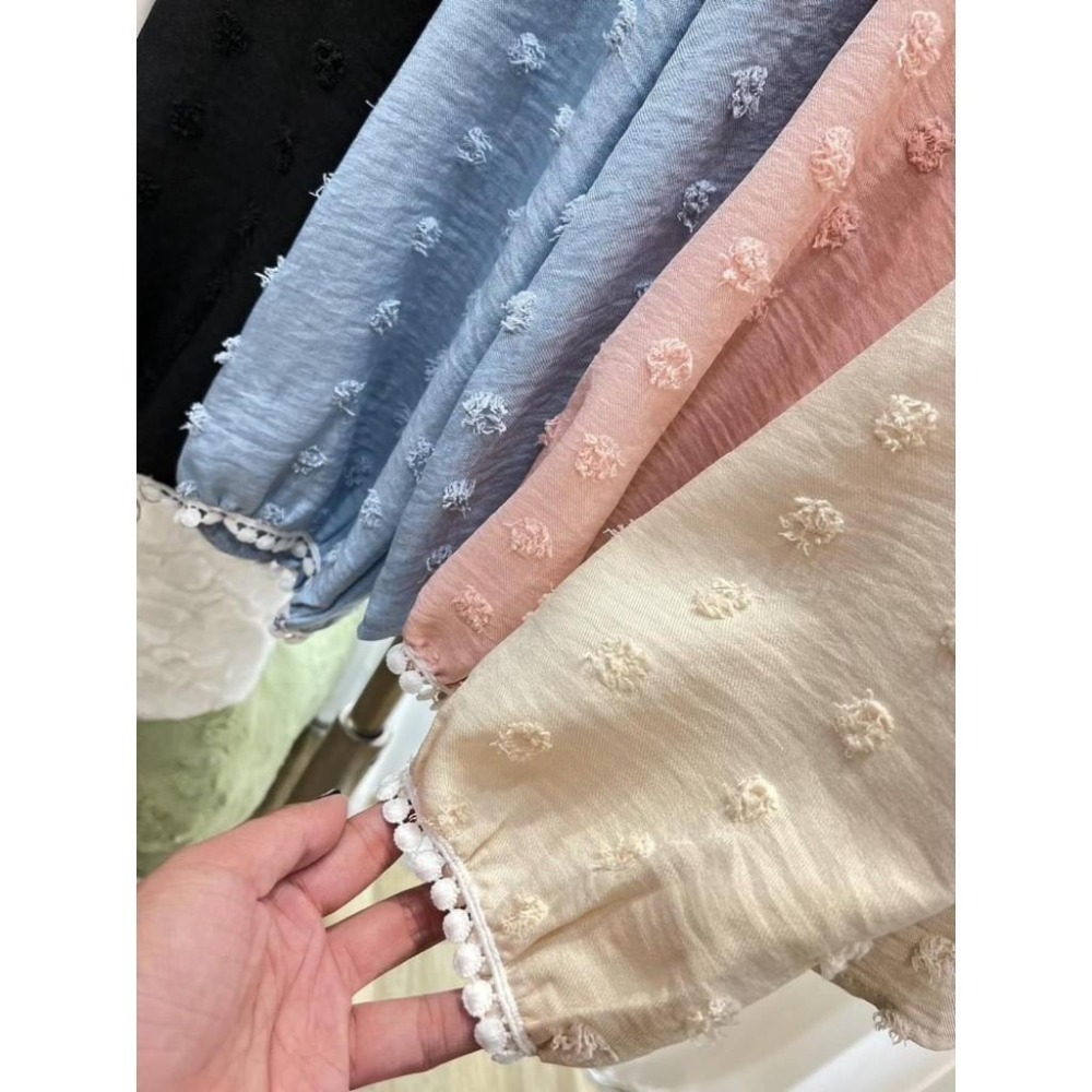 (A307)正韓 燒花拼接蕾絲長袖上衣-3色 韓國 氣質上衣 薄長袖-細節圖8