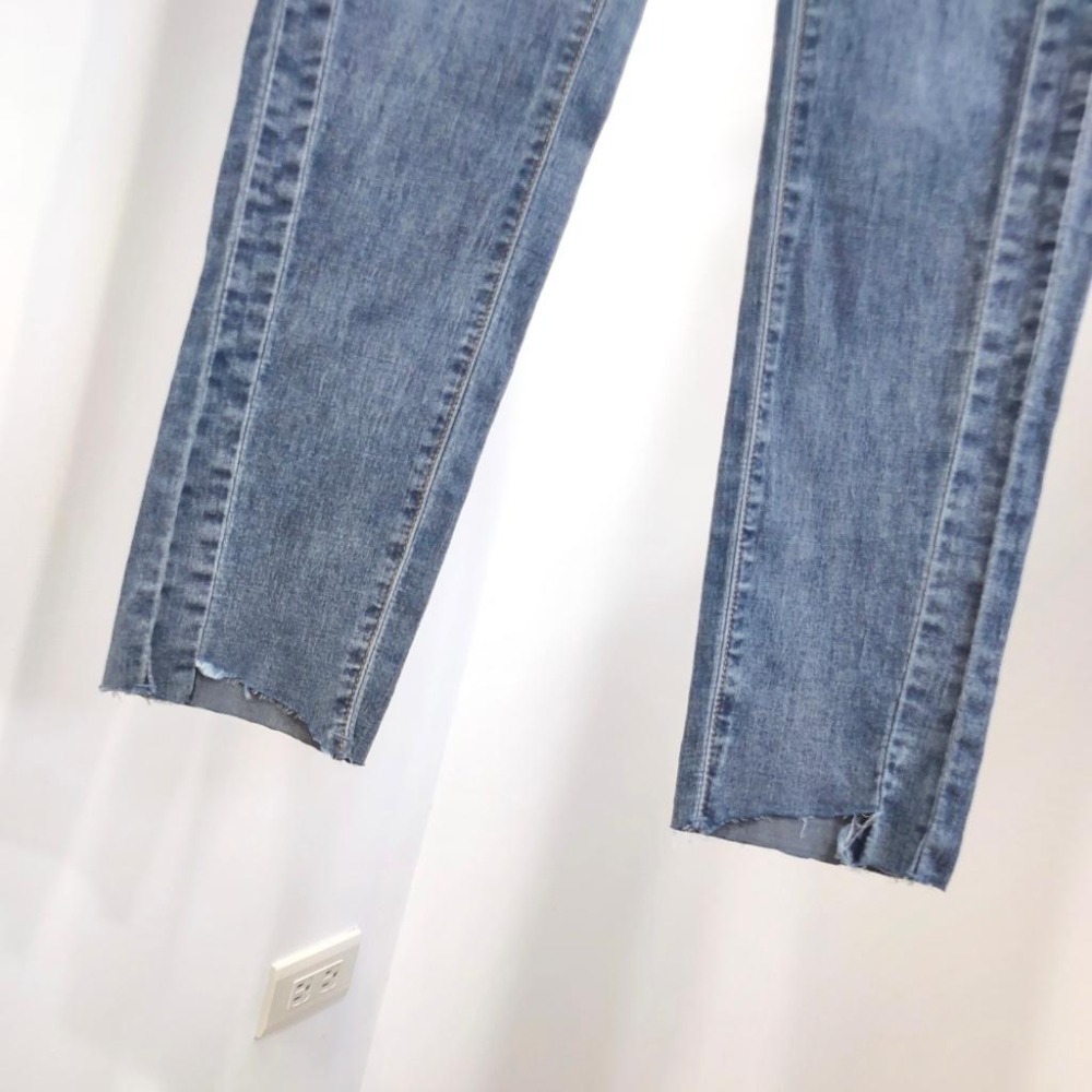 (D186)不規則褲腳刷破牛仔薄長褲S-XL 顯瘦 彈力 牛仔褲 牛仔長褲 緊身褲 窄管褲 女生長褲-細節圖6