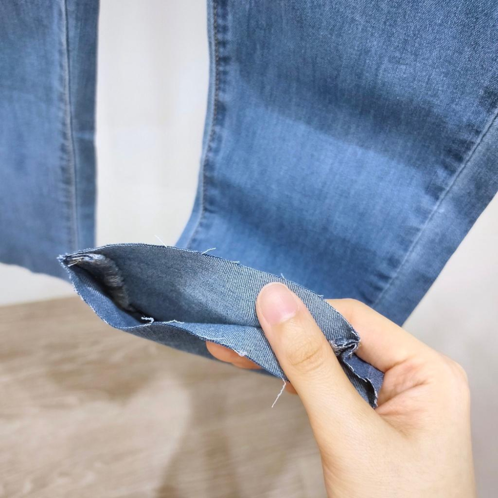 (D152)後鬆緊下擺抽鬚牛仔薄長褲S-2L 牛仔褲 牛仔長褲 窄管褲 彈性牛仔褲 女生長褲-細節圖7