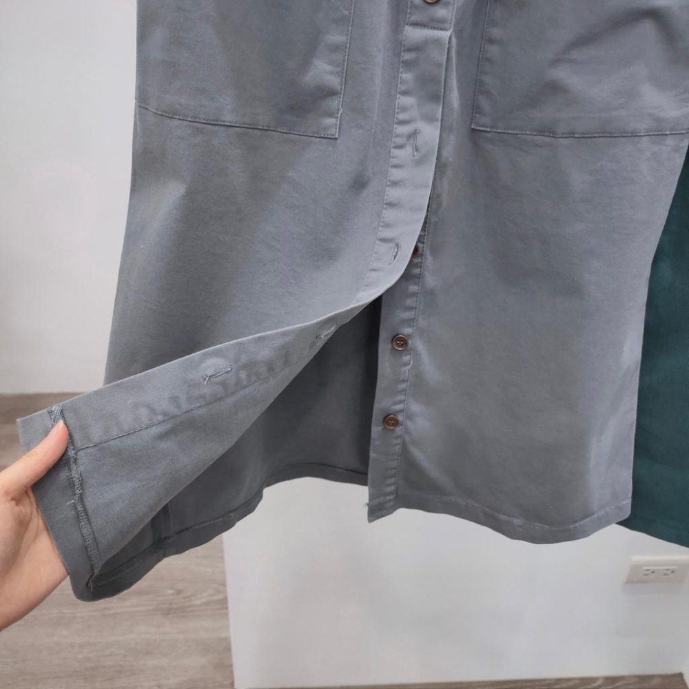 (E55)正韓 雙口袋A字排釦長裙-4色-細節圖7