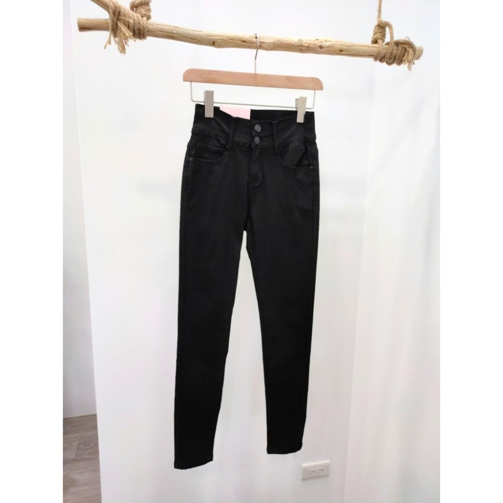 (D80)黑色雙釦窄管長褲S-2L【現貨S.2L】-細節圖3