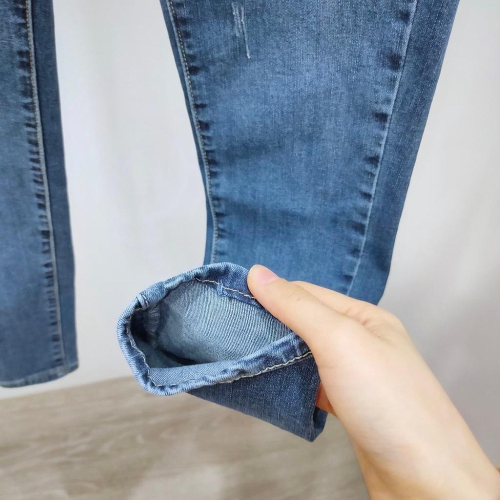 (D85)鬆緊腰圍微刷破牛仔窄管褲S-2L【現貨2L】-細節圖6