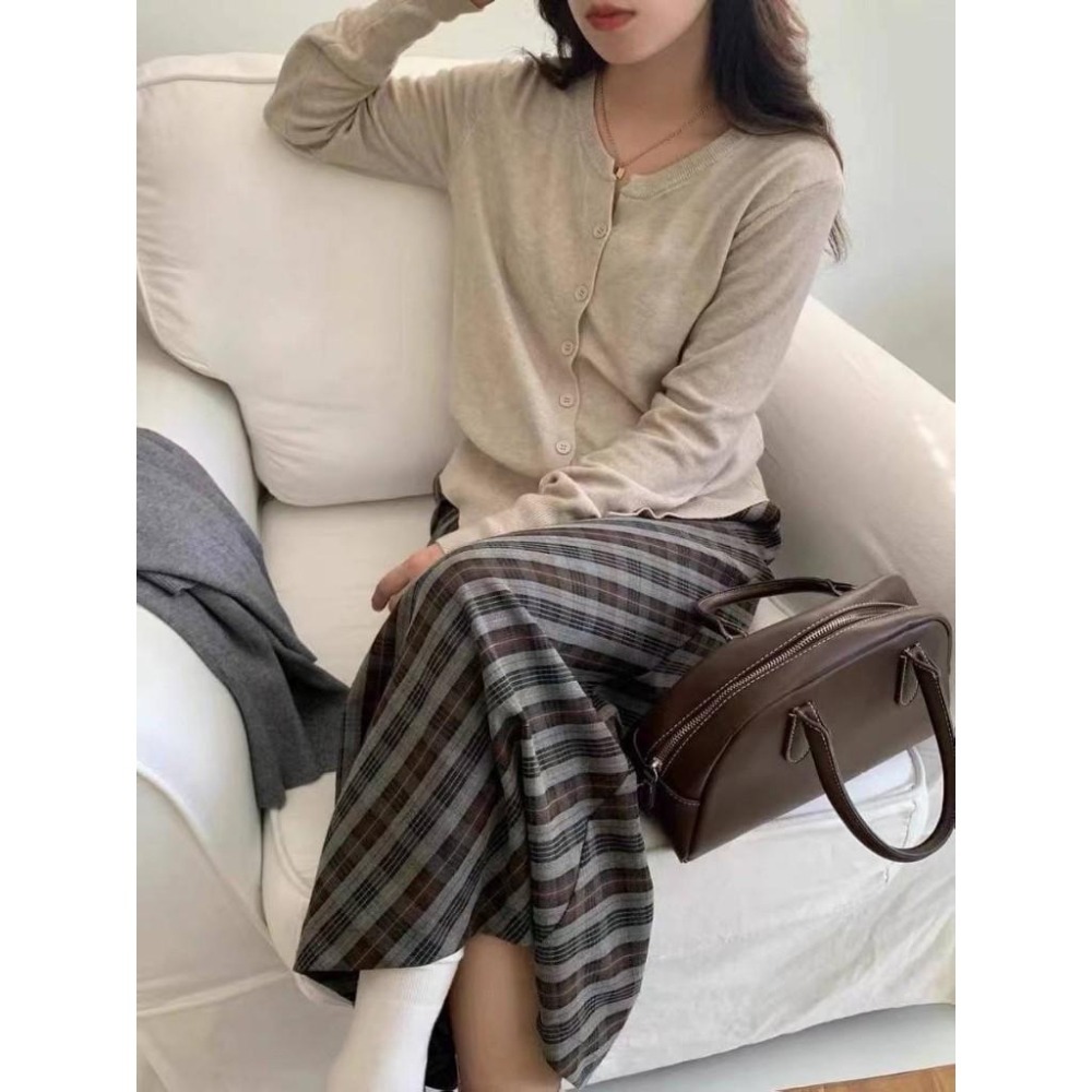 (A298)排釦長袖針織上衣-6色 柔軟 針織外套-細節圖3