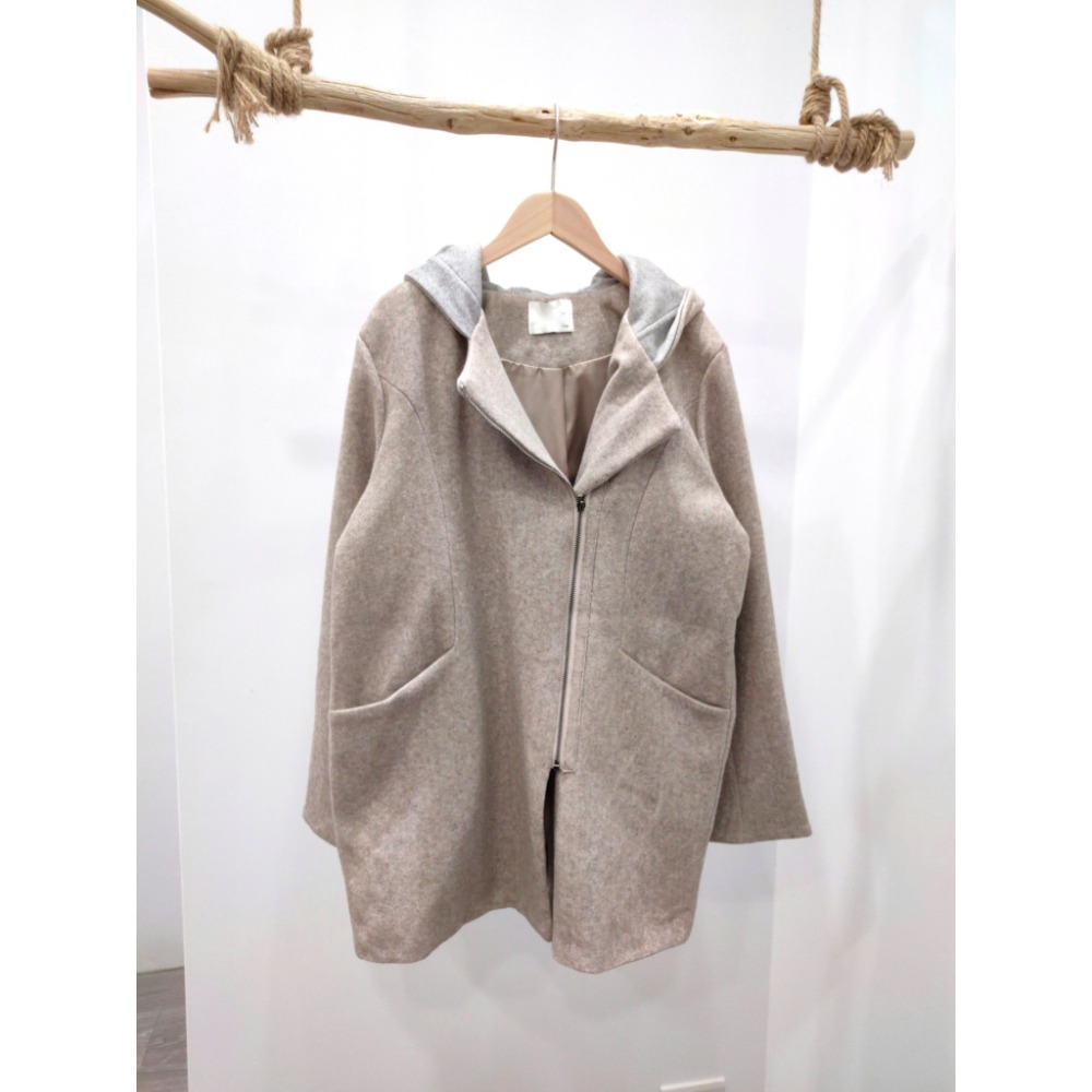 (G19)韓-側拉鍊設計中長版毛呢外套-4色【現貨-灰藍】-規格圖7