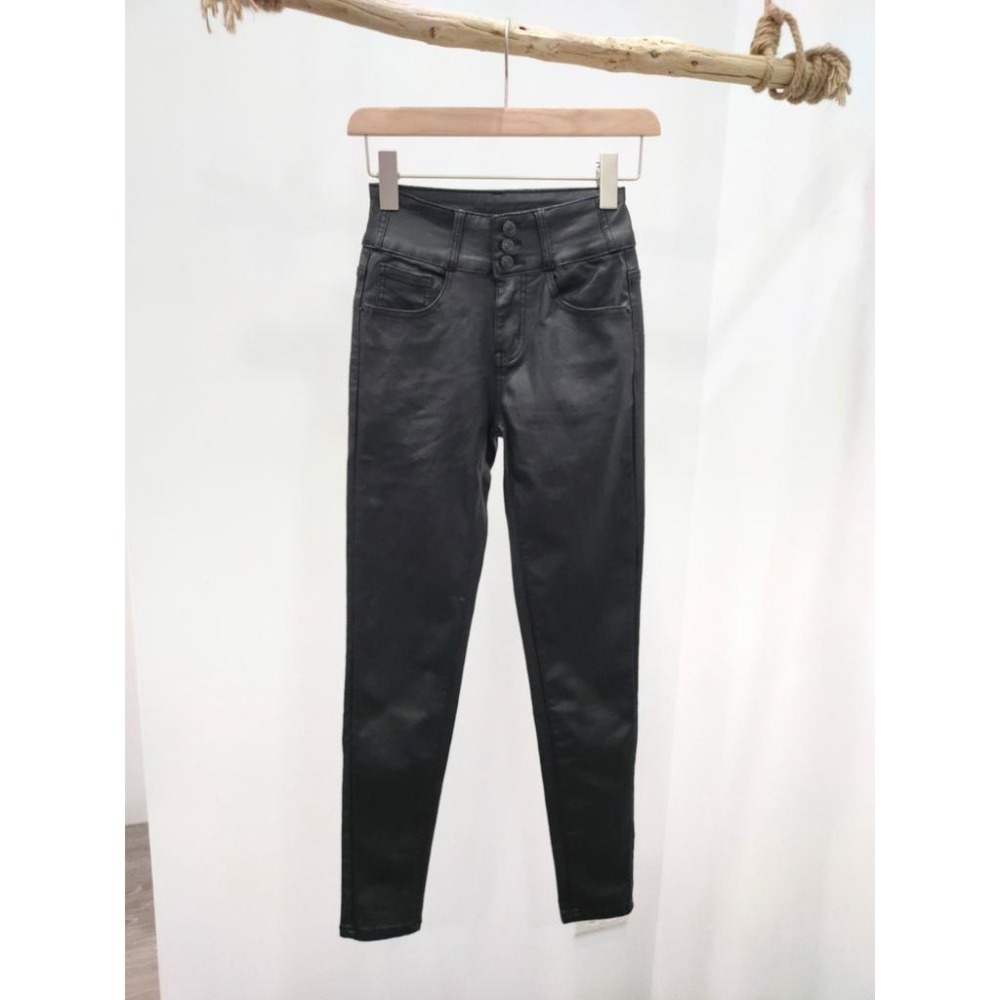 (D91)三釦內磨毛彈性皮褲S-XL-細節圖4