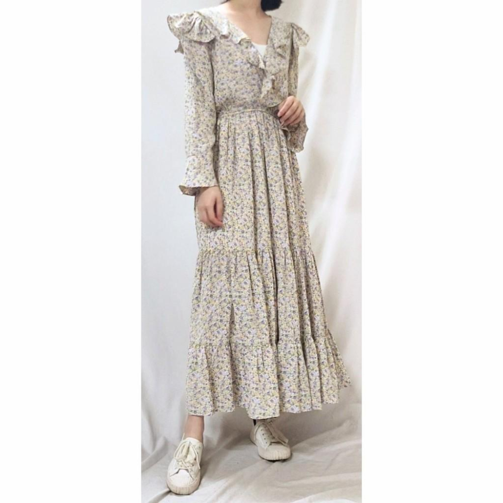 (C2)復古感小花荷葉領長袖洋裝-2色📍折扣出清售完不補/不退換📍-細節圖4