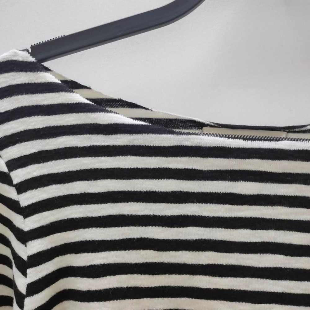 (A46)正韓 圓領簡約百搭長袖上衣(黑.條紋) 內搭 打底衣 合身上衣 女生長袖上衣-細節圖6