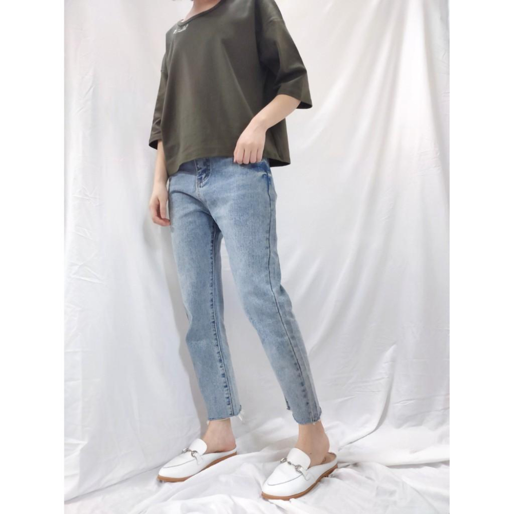 (D26)淺刷色褲腳抽鬚直筒牛仔褲S-L📍折扣出清不退換📍牛仔長褲 顯瘦 女生牛仔褲-細節圖4