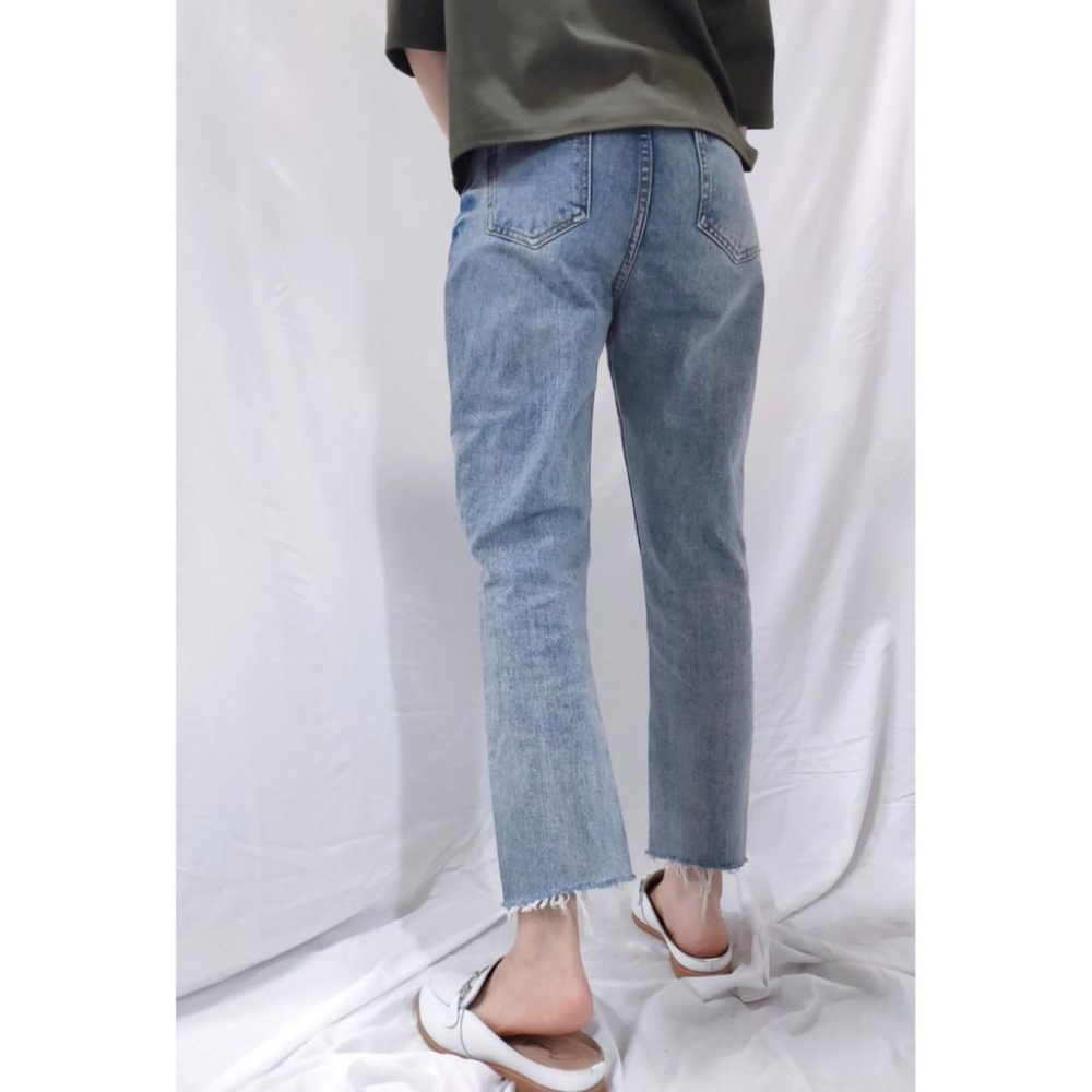 (D26)淺刷色褲腳抽鬚直筒牛仔褲S-L📍折扣出清不退換📍牛仔長褲 顯瘦 女生牛仔褲-細節圖6