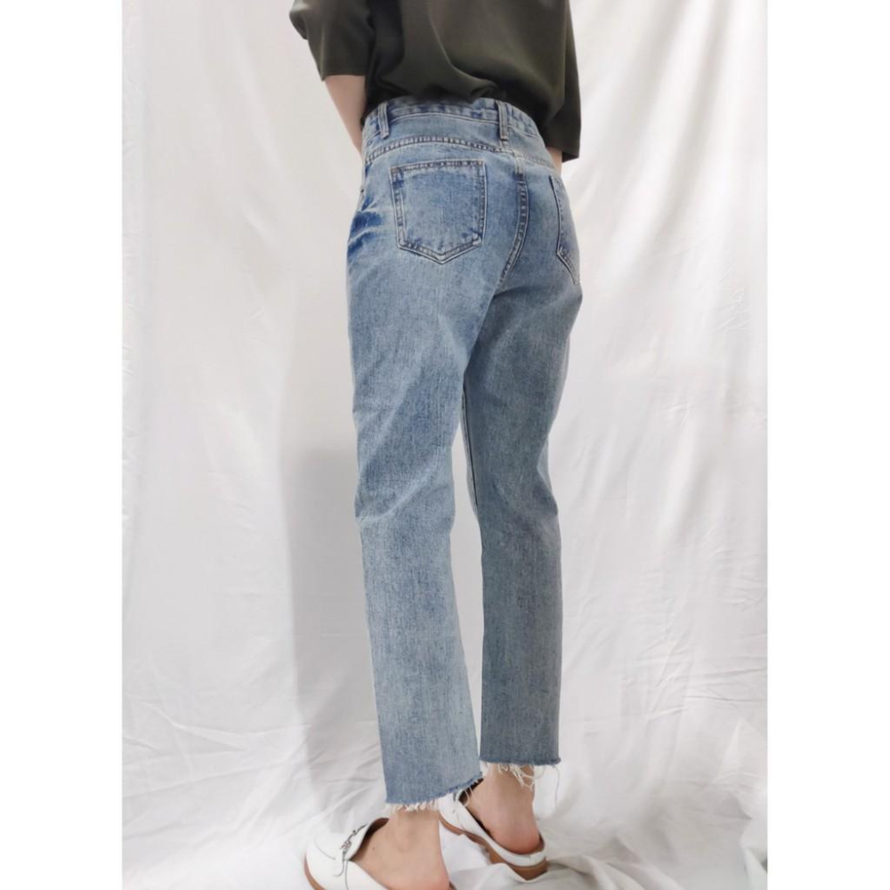 (D26)淺刷色褲腳抽鬚直筒牛仔褲S-L📍折扣出清不退換📍牛仔長褲 顯瘦 女生牛仔褲-細節圖7