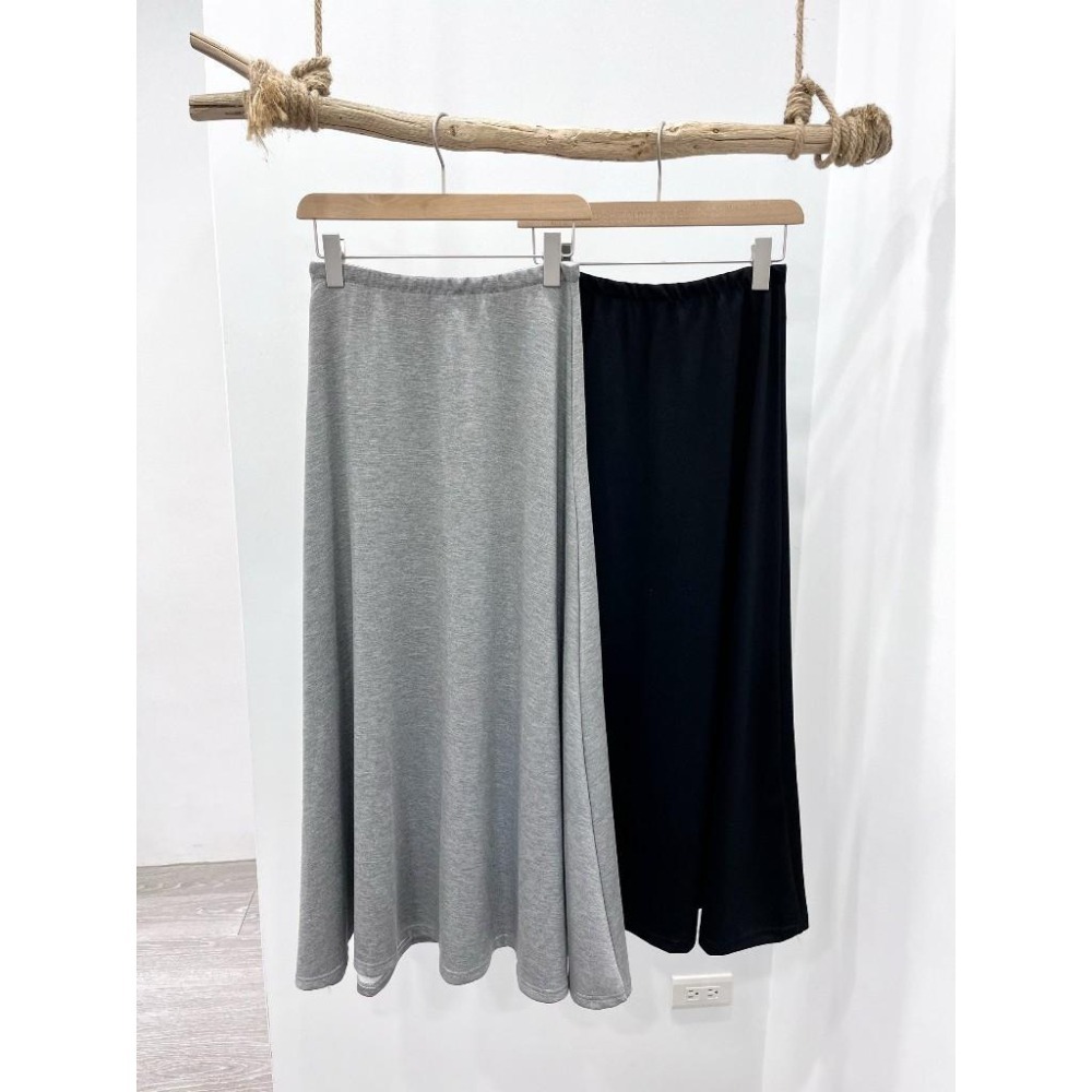 (E82)鬆緊空氣棉長裙-2色  ✅適合高個女孩-細節圖5