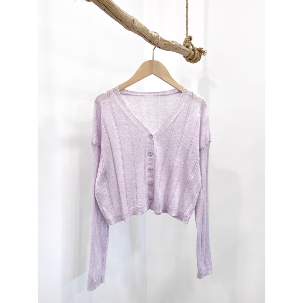 (A381)v領排扣薄針織上衣-6色 針織外套 短版針織外套-規格圖6