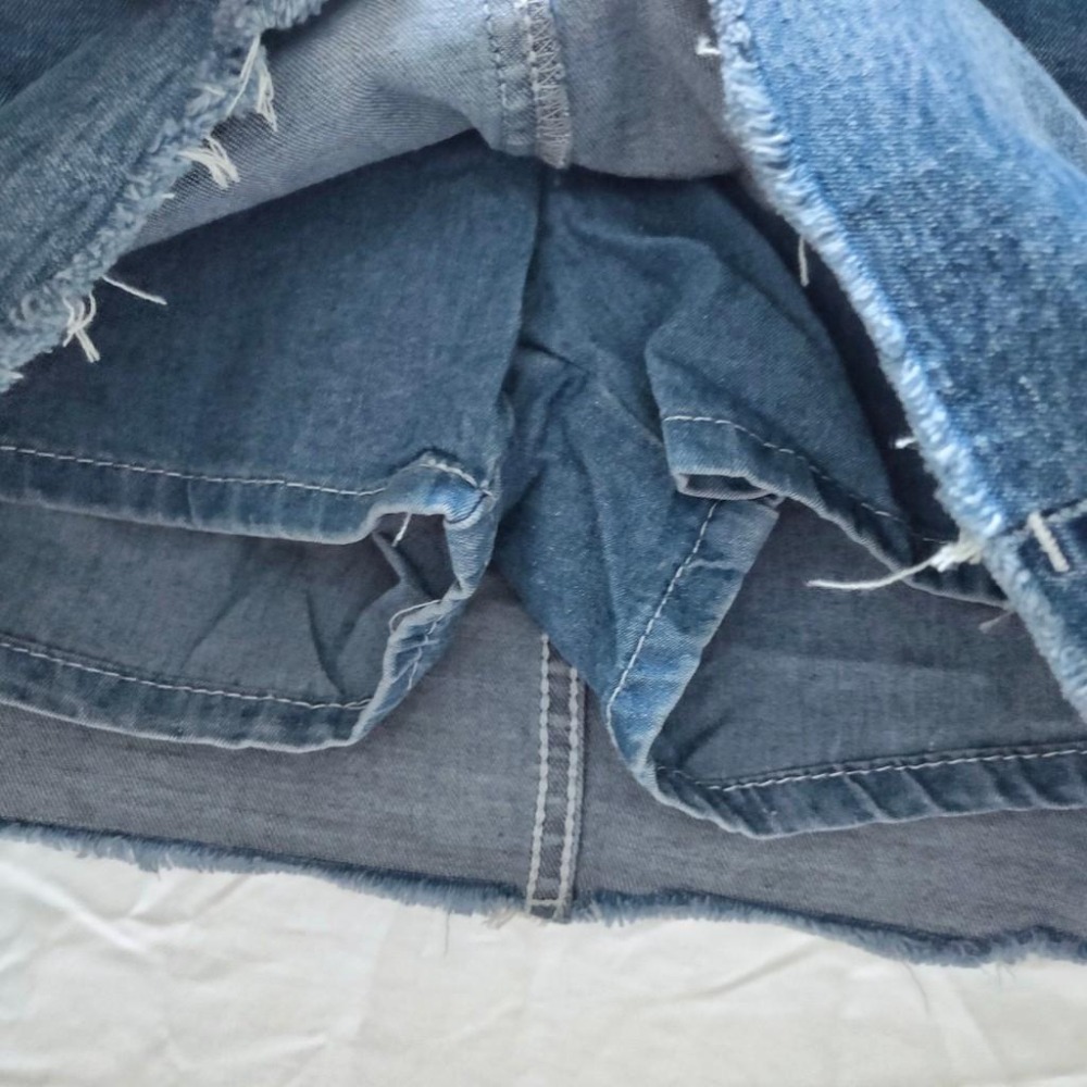 (E20)下擺不規則抽鬚微刷破牛仔彈性短褲裙S-2L【現貨XL】-細節圖9