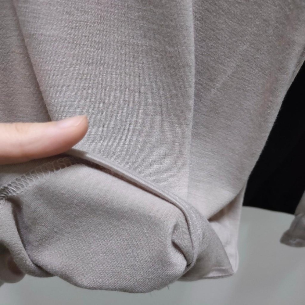 (A50)正韓 簡約百搭圓領合身長袖薄上衣-3色-細節圖4