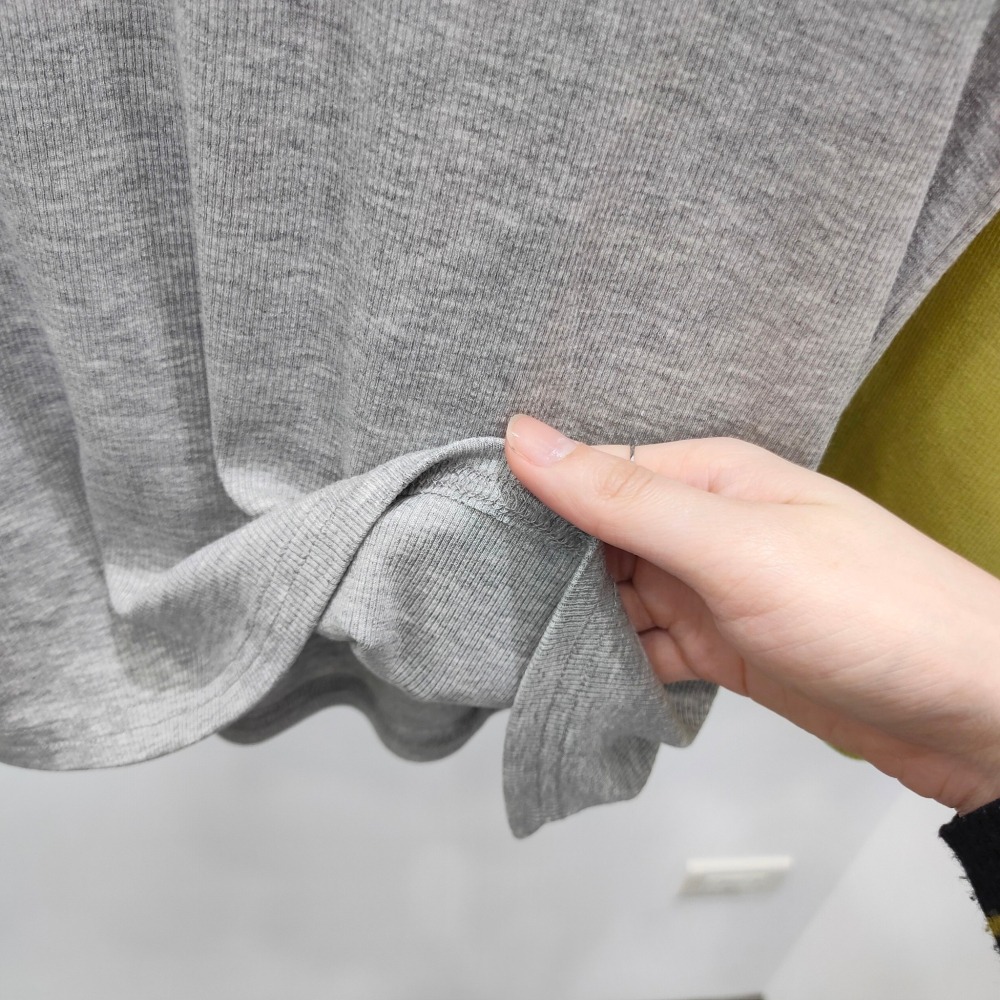 (A154)v領軟料超彈短袖上衣-3色【現貨-芥綠】-細節圖2