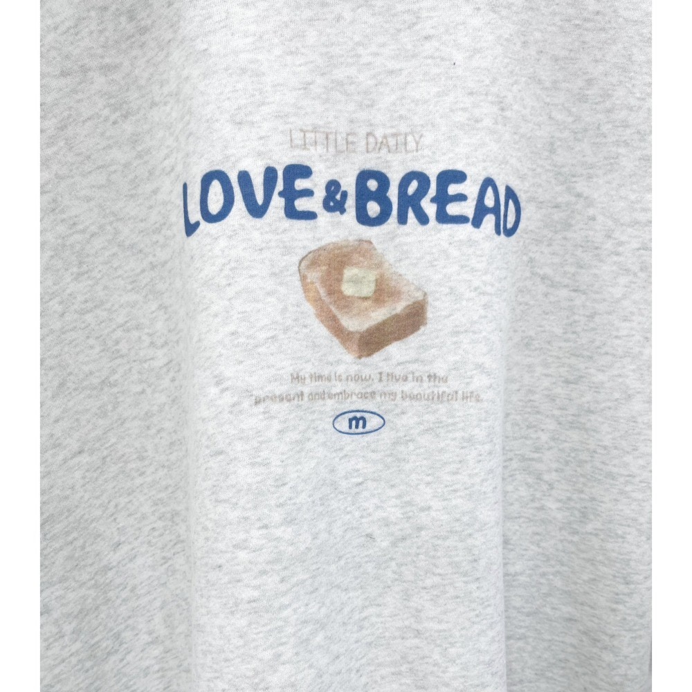 (A403)吐司印花圖案長袖大學t-3色-細節圖2