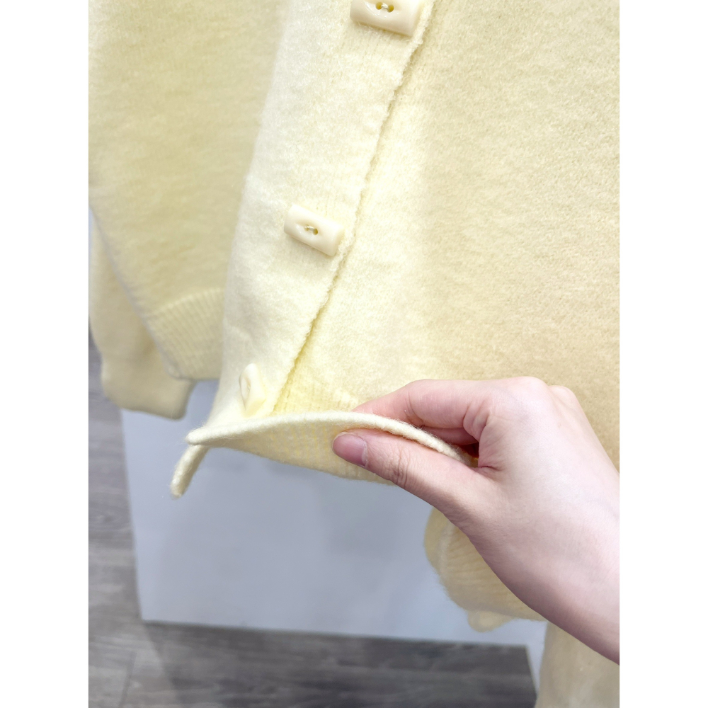 (A408)糖果釦海軍領針織上衣-3色-細節圖4