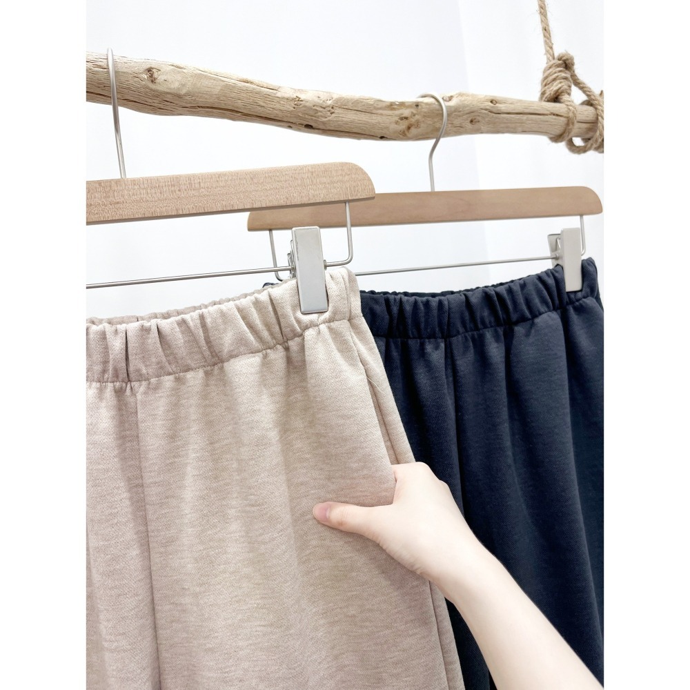 (D254)鬆緊毛呢奶奶褲-2色-細節圖2