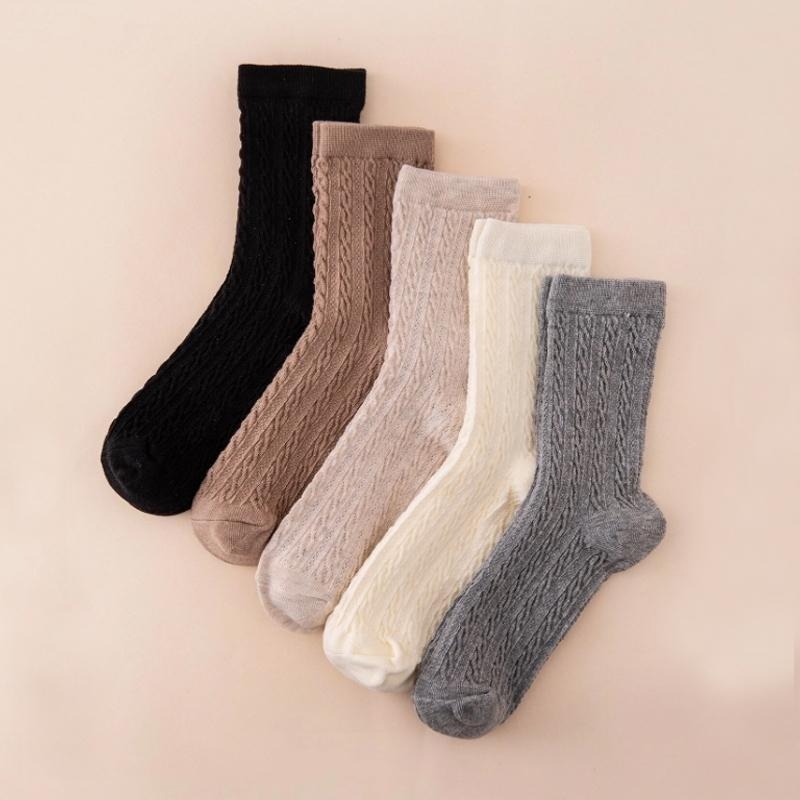 日系 簡約 百搭 純色 麻花 扭結紋 厚實 親膚 直筒襪 中筒襪 襪子 共五色-細節圖2