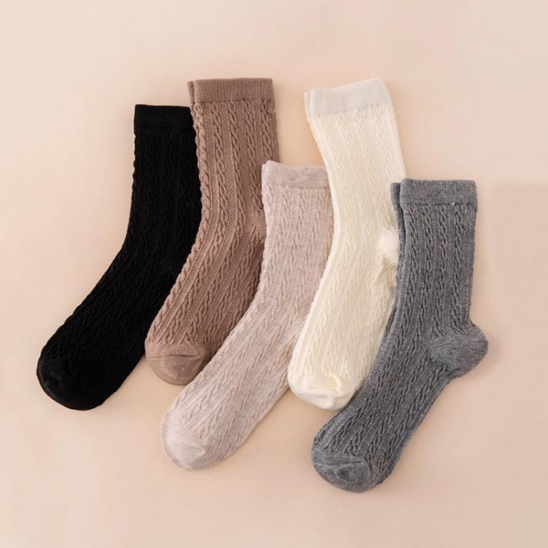 日系 簡約 百搭 純色 麻花 扭結紋 厚實 親膚 直筒襪 中筒襪 襪子 共五色-細節圖3