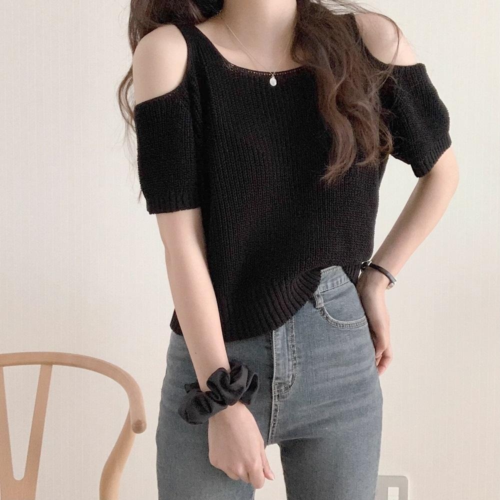 韓國 東大門 chic 簡約 圓領 鏤空 透膚 性感 露肩 寬鬆 短袖 粗 針織衫 短版 上衣 - 共五色-細節圖4