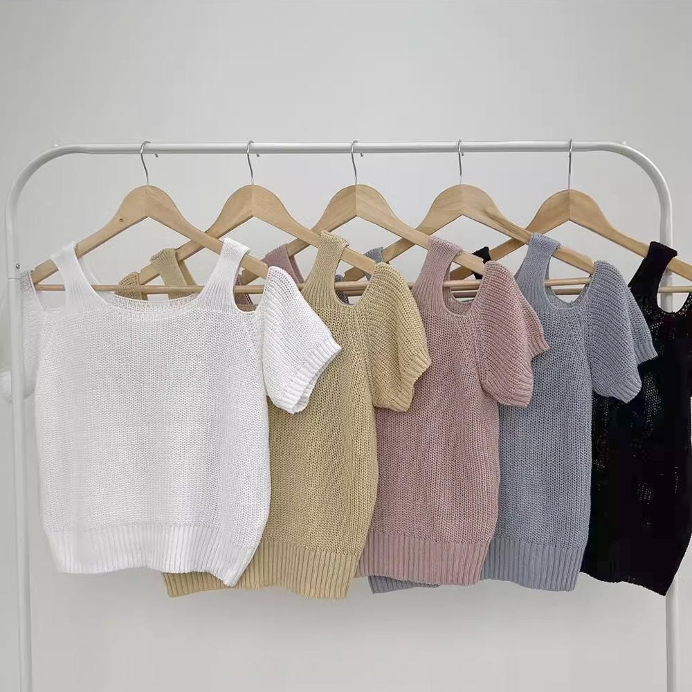 韓國 東大門 chic 簡約 圓領 鏤空 透膚 性感 露肩 寬鬆 短袖 粗 針織衫 短版 上衣 - 共五色-細節圖8