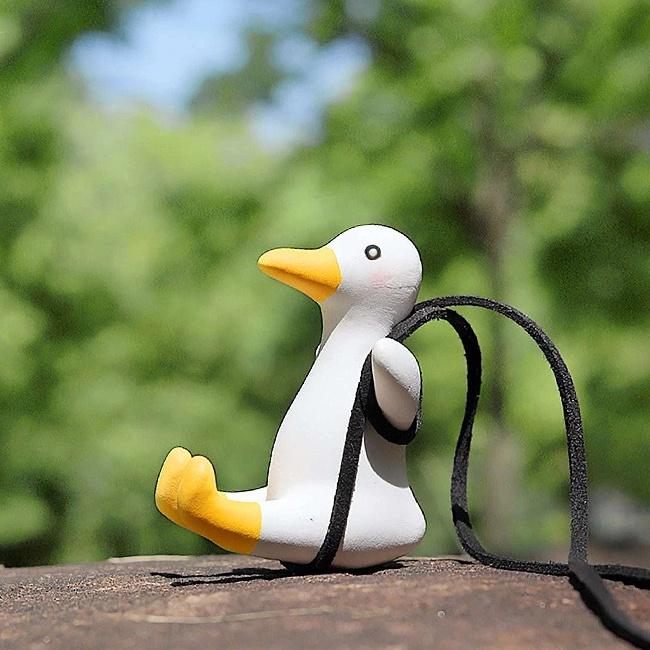 超Q 療癒系 盪鞦韆 小鴨 車內 後視鏡 汽車 懸掛 裝飾 車用 掛飾  ＂ 現貨 ＂-細節圖3