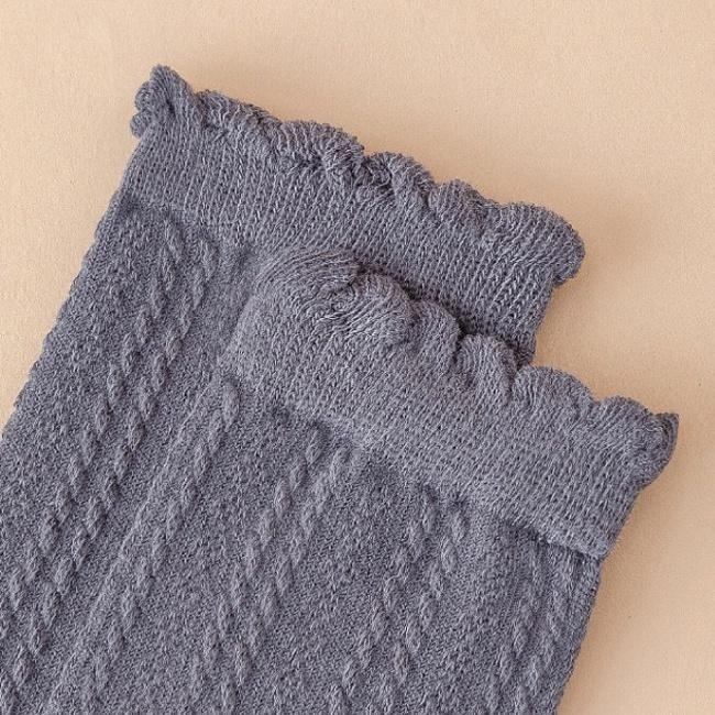 ❤ 日 韓 麻花 荷葉邊 造型 中筒襪 / 中統襪 / 襪子 - 灰藍色、黑色、卡其色、杏色、藍色-細節圖3