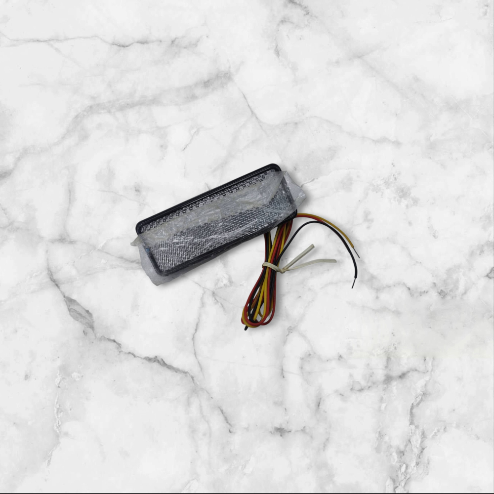 ⭐趣品堂⭐方形 Led 反光片 防水 8.9cm 【正品公司貨 即期品出清】-細節圖2