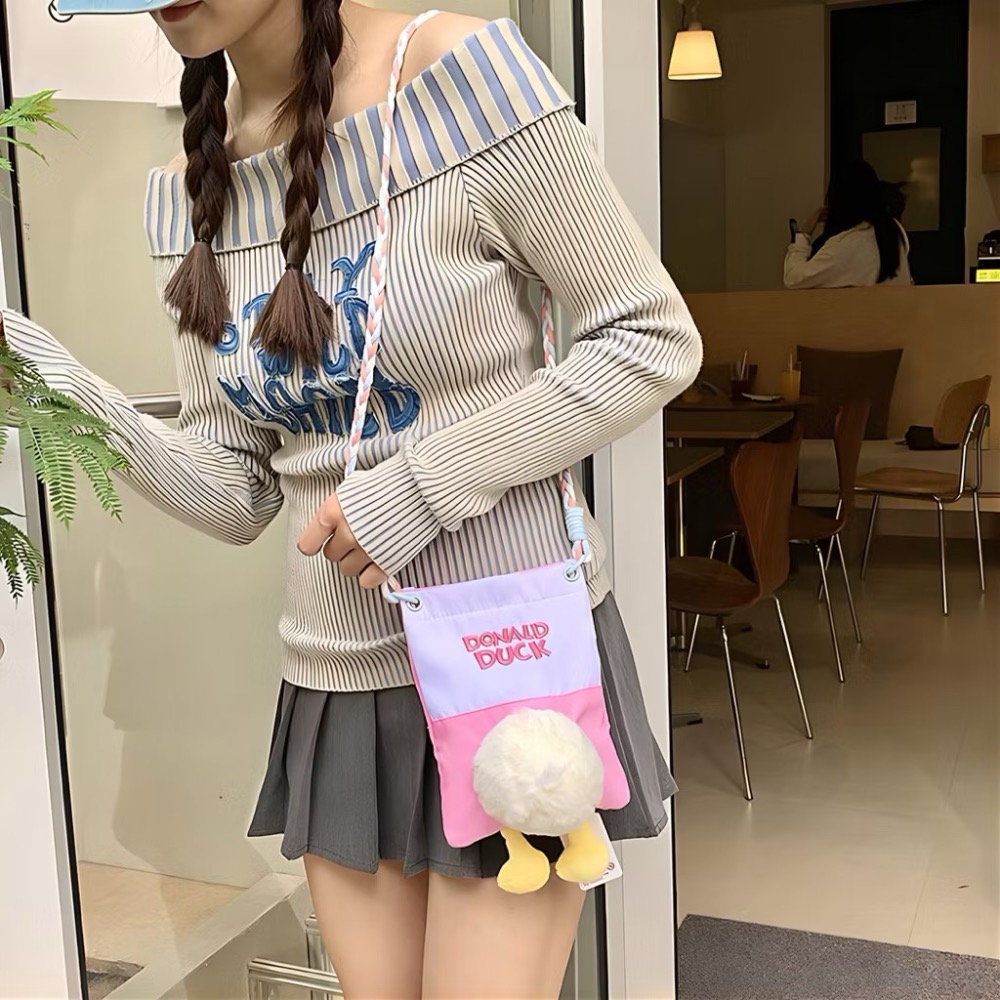 《現貨》單肩包 鴨鴨 包包 毛绒玩偶 鴨子屁屁 可爱休閒日常 手機包 便宜出清-細節圖2
