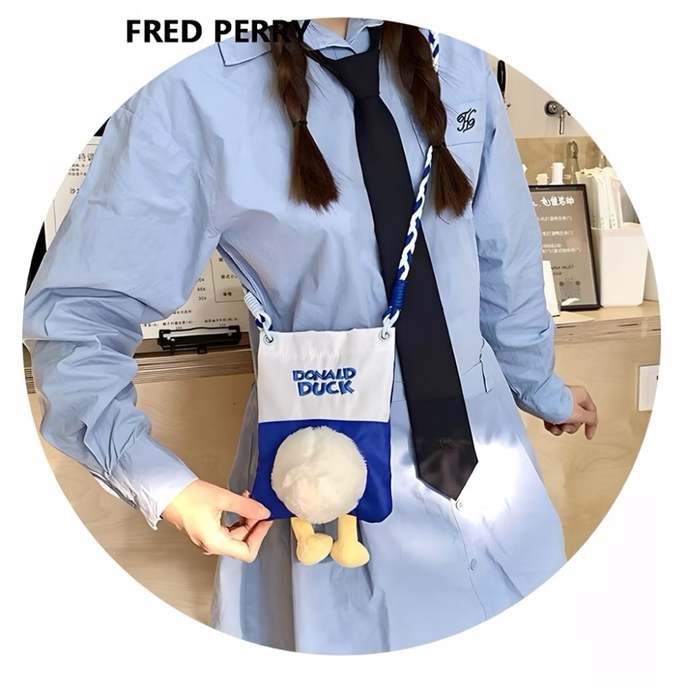 《現貨》單肩包 鴨鴨 包包 毛绒玩偶 鴨子屁屁 可爱休閒日常 手機包 便宜出清-細節圖4