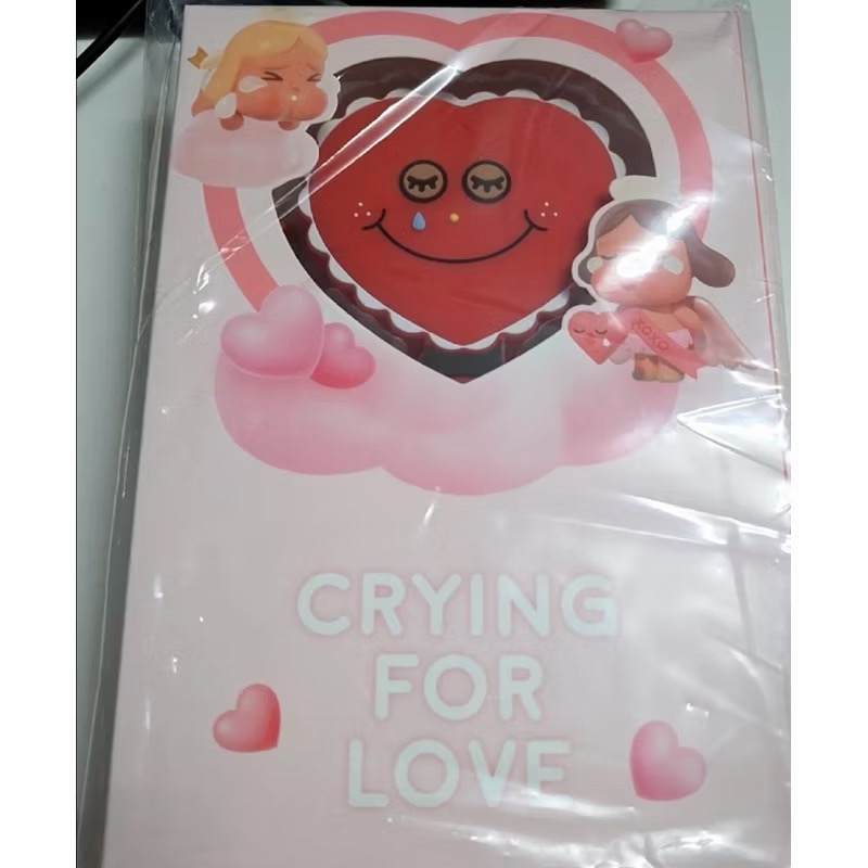 《現貨》popmart 泡泡瑪特 哭娃Crybaby 愛神眼淚-情人節限定💌手機背夾💘徽章 毛絨鏡 天使徽章-規格圖7