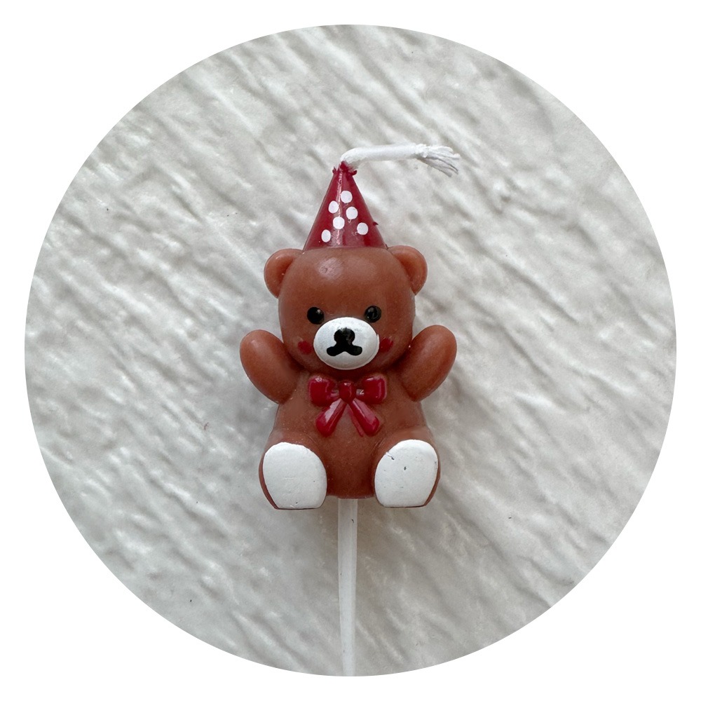 棕色腮紅熊 一隻