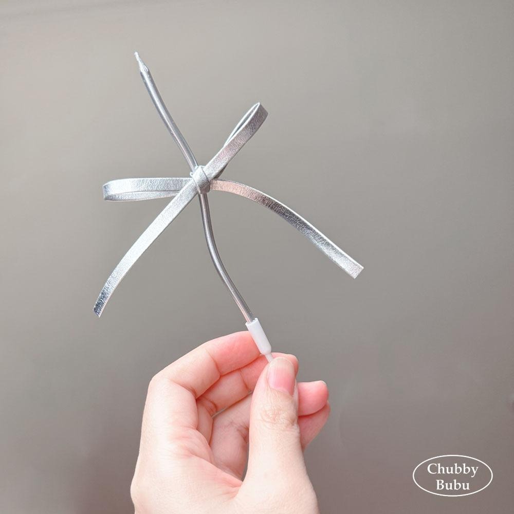 韓國ins款🎀  金屬感皮革 銀色蝴蝶結蠟燭 生日蠟燭 蛋糕蠟燭 緞帶蠟燭。甜酷未來風 y2k y3k蠟燭-細節圖5