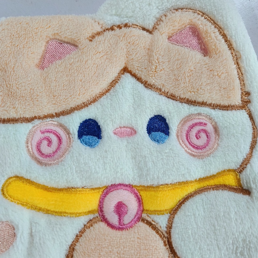 【超萌貓咪擦手巾】珊瑚絨 可掛式吸水毛巾居家廚房浴室適用｜可愛造型擦手布 抱抱貓-細節圖7