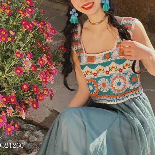 💐波希米亞民族風針織鉤花刺繡鏤空小背心💐 很漂亮的圖騰花編織圖案 很適合渡假穿搭 豐富熱情的顏色搭配穿著整個心情都變好了-細節圖10