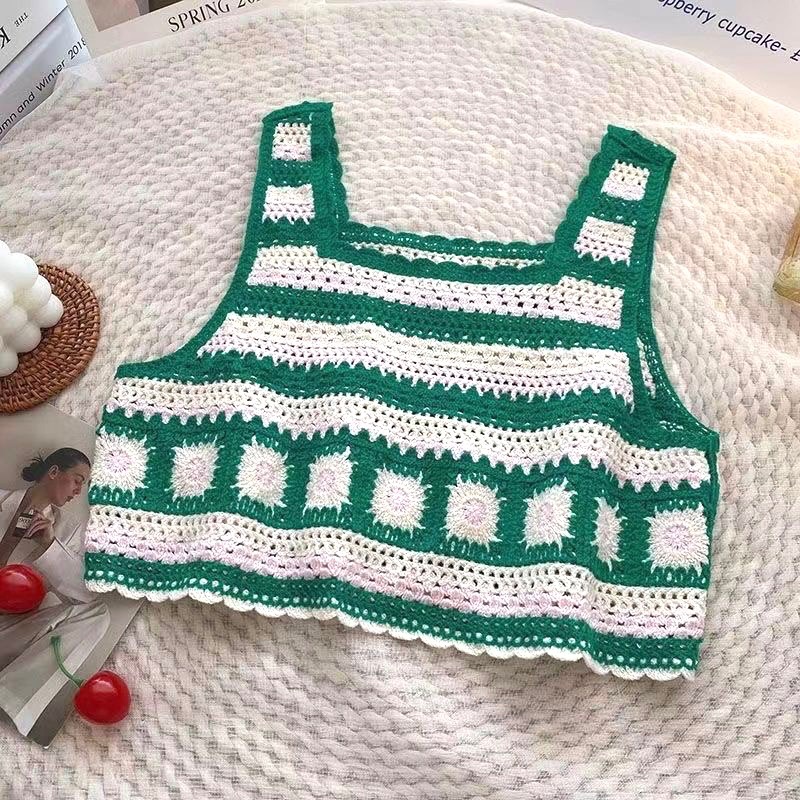 ♥️闆娘愛溫暖紅色系 辣椒紅🌶️♥️🌹復古波希米亞撞色短版針織鉤花鏤空無袖背心🌹這顏色讓人充滿熱情火紅活力滿滿背心-細節圖9