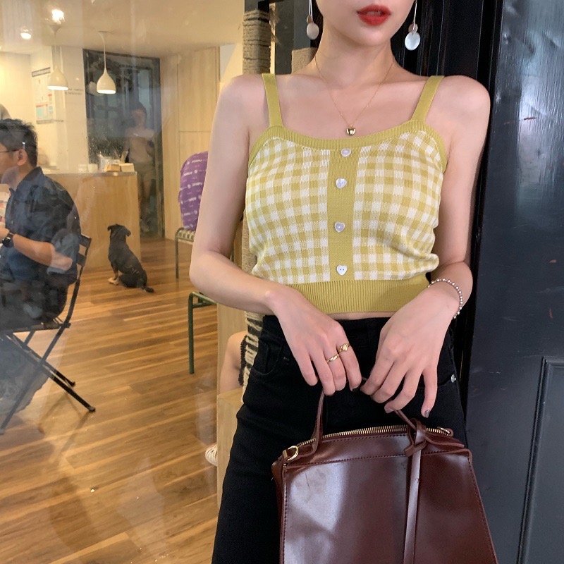 💐闆娘超愛浪漫系列背心🌺設計感韓風愛心鈕扣格子針織背心 愛心釦子針織浪漫療癒彩格外穿短款寬鬆馬夾上衣超可愛的日系勾織背心-細節圖7