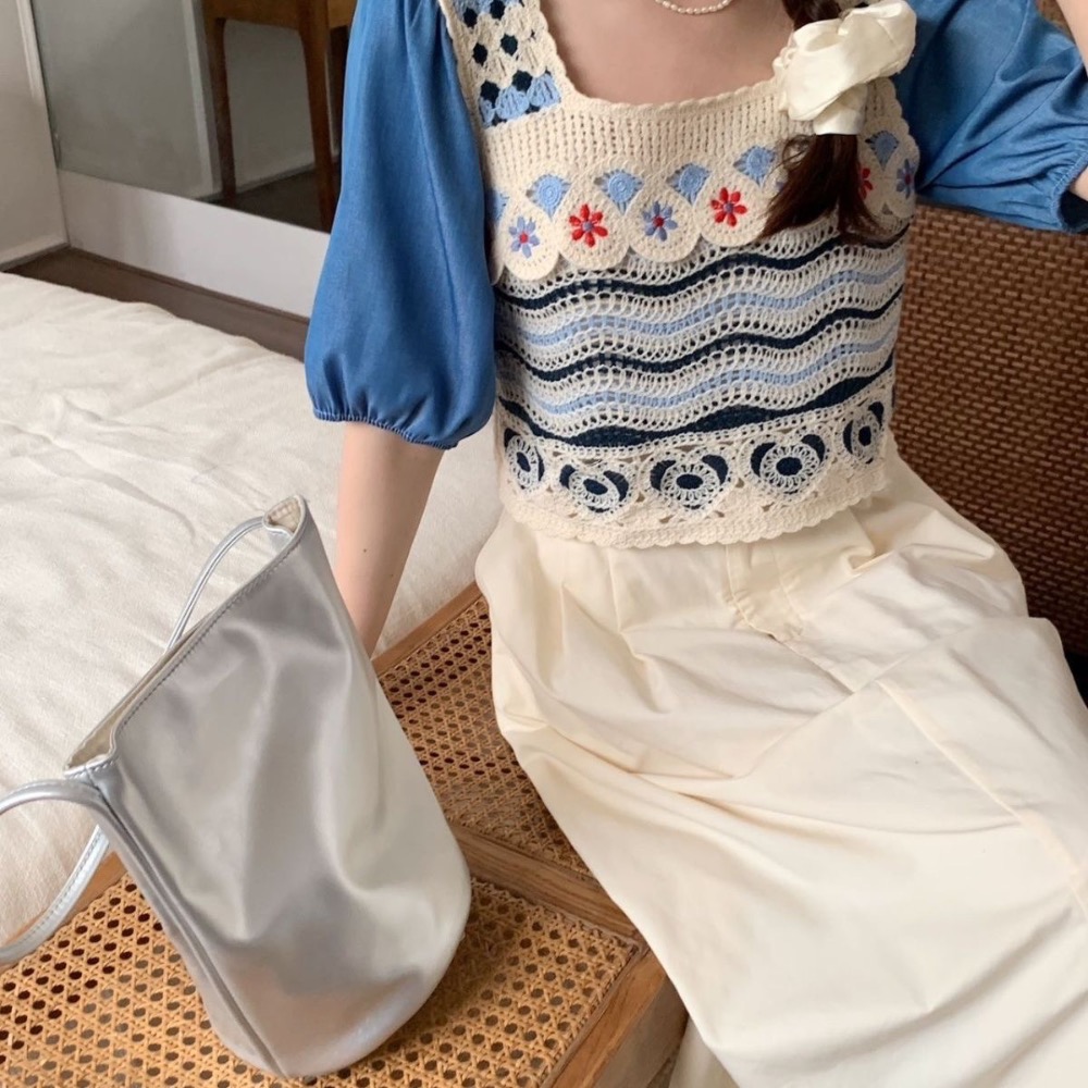 ￼萬花筒鉤花公主娃娃上衣 復古方塊桌飾花針織衫民族風圈圈鉤花上衣 韓版萬花筒鉤花馬甲女復古刺繡鈎花公主衫-細節圖3