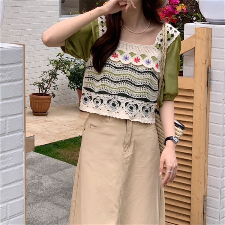 ￼萬花筒鉤花公主娃娃上衣 復古方塊桌飾花針織衫民族風圈圈鉤花上衣 韓版萬花筒鉤花馬甲女復古刺繡鈎花公主衫-細節圖4