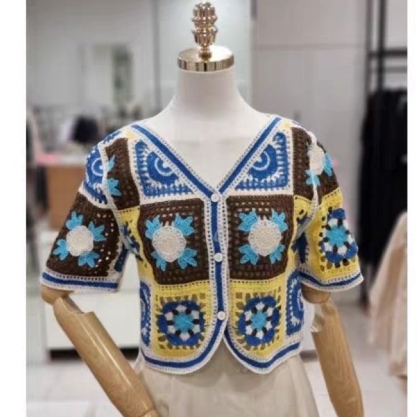 ￼（時尚單品手勾短袖）💮田園風鏤空鉤花設計針織衫小眾顯瘦短袖💮 很舒服的針織🧶外套 就是要簡單 針織有磅數感 摸起來很舒-細節圖3