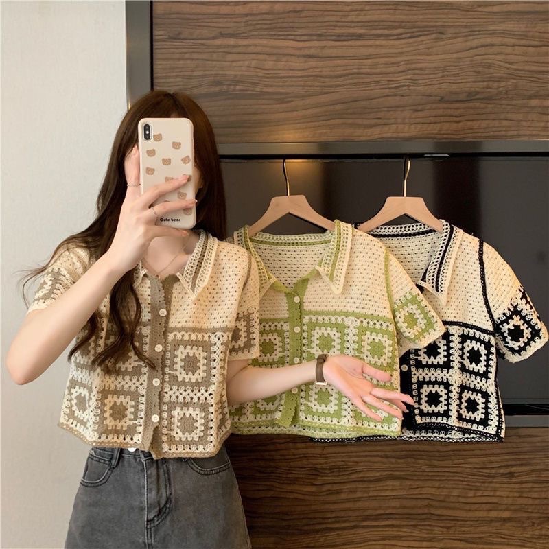 ￼(時尚單品上裝)波西米亞鉤花短袖衫領拼格上衣 文青手鉤拼格針織上衣 日系鈎花鏤空短袖 針織短袖襯衫 短款撞色翻領短袖上-細節圖10